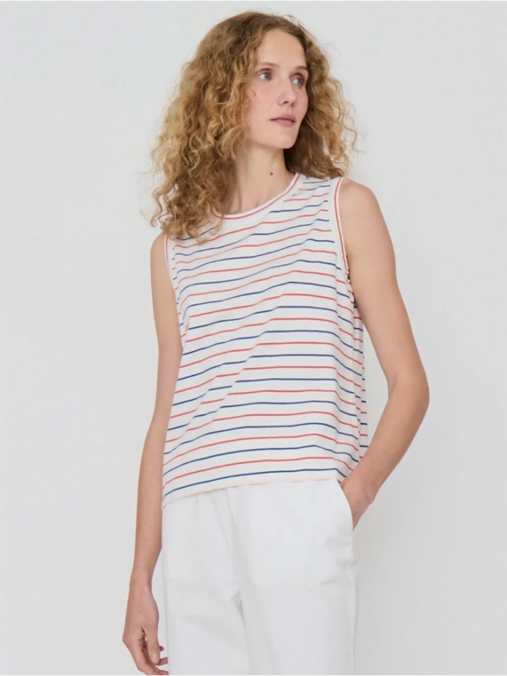 Kule- The Tank- red, white and blue